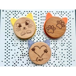 Wooden Cat Coasters with Felt Ears – Engraved Cat Face, Paw, and Heart Designs – Cute Cat Lover Gift, Animal-Themed Home Decor