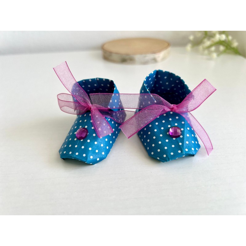 Origami shoes „Dotty Blue“- cute baby souvenir shoes, new baby gift box, pregnancy gift box, new mom gift basket, baby keepsake